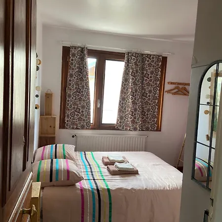 Maison Dans Les Jardins *